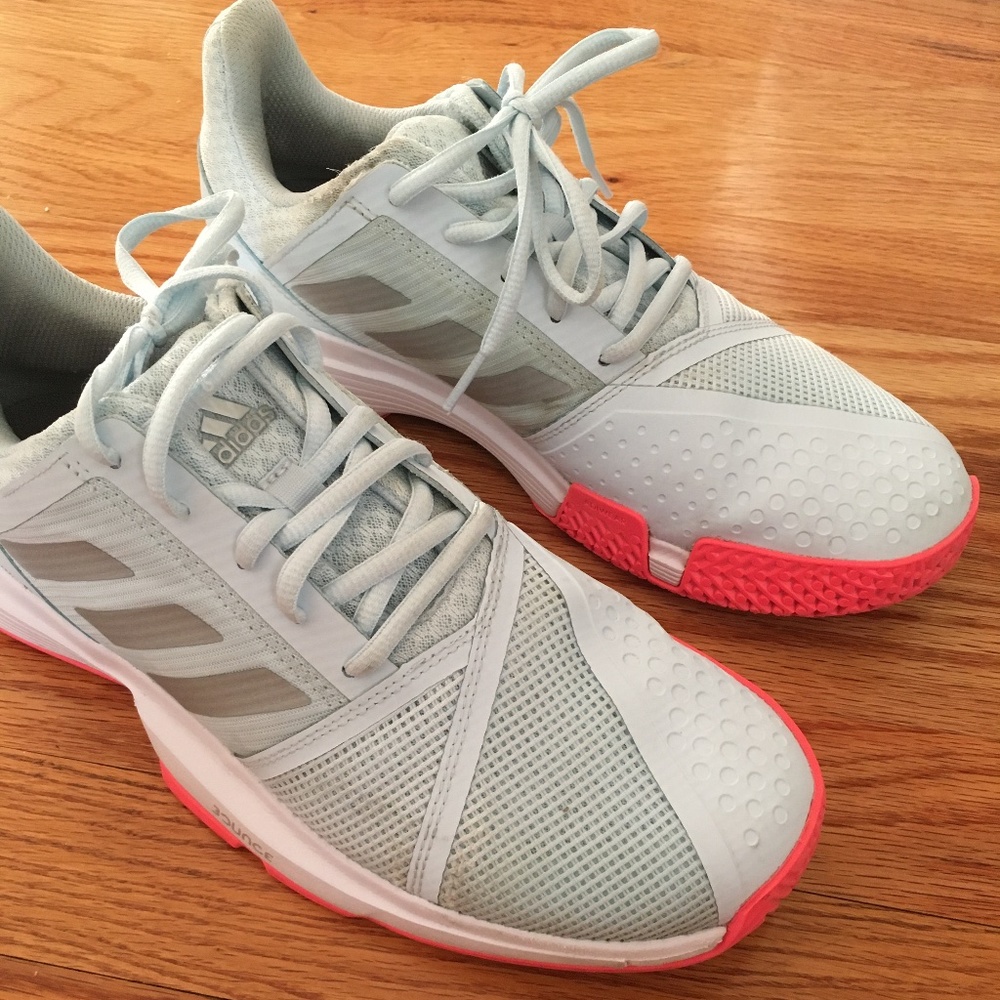 Women's Adidas CourtJam Bounce Tennis Shoes, Size 8.5